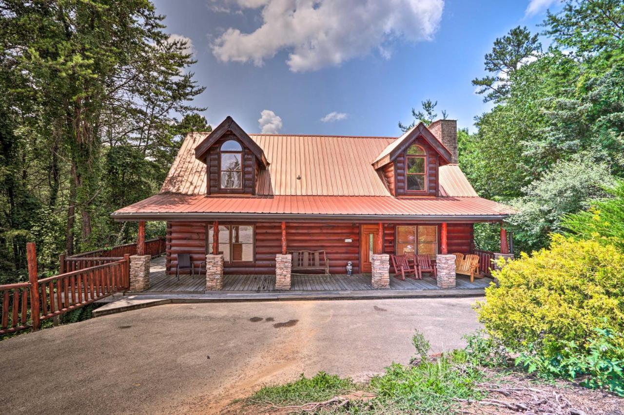 Pigeon Forge Getaway With Covered Patio And Hot Tub! Exterior photo