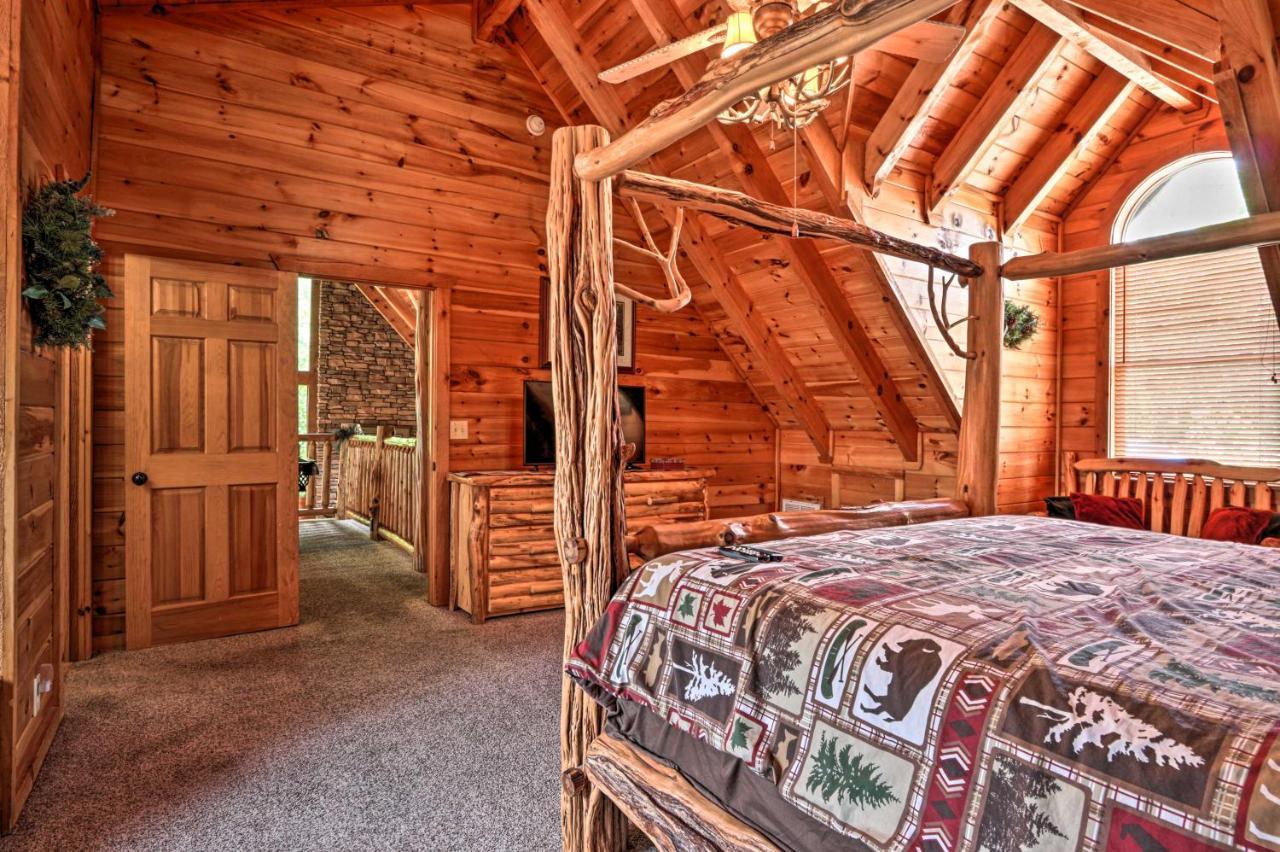 Pigeon Forge Getaway With Covered Patio And Hot Tub! Exterior photo